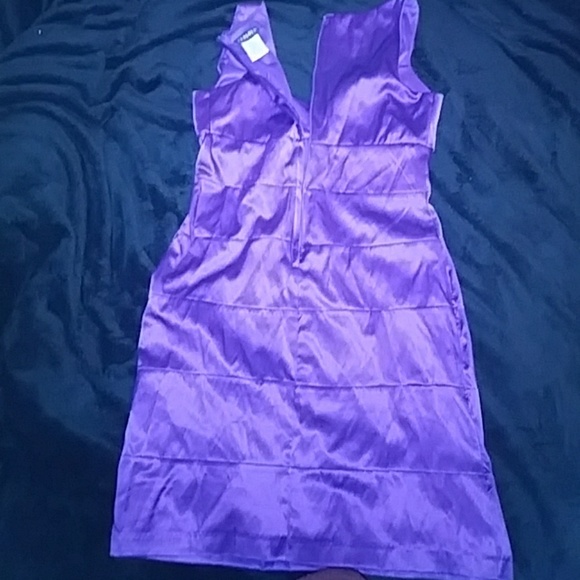 Tabloid size 10 dress - Picture 3 of 3